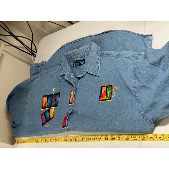 Tri-Mountain Top Womens XL Blue Button Up Tunic Denim Cat Lady Artsy 100% Cotton - Picture 11 of 12